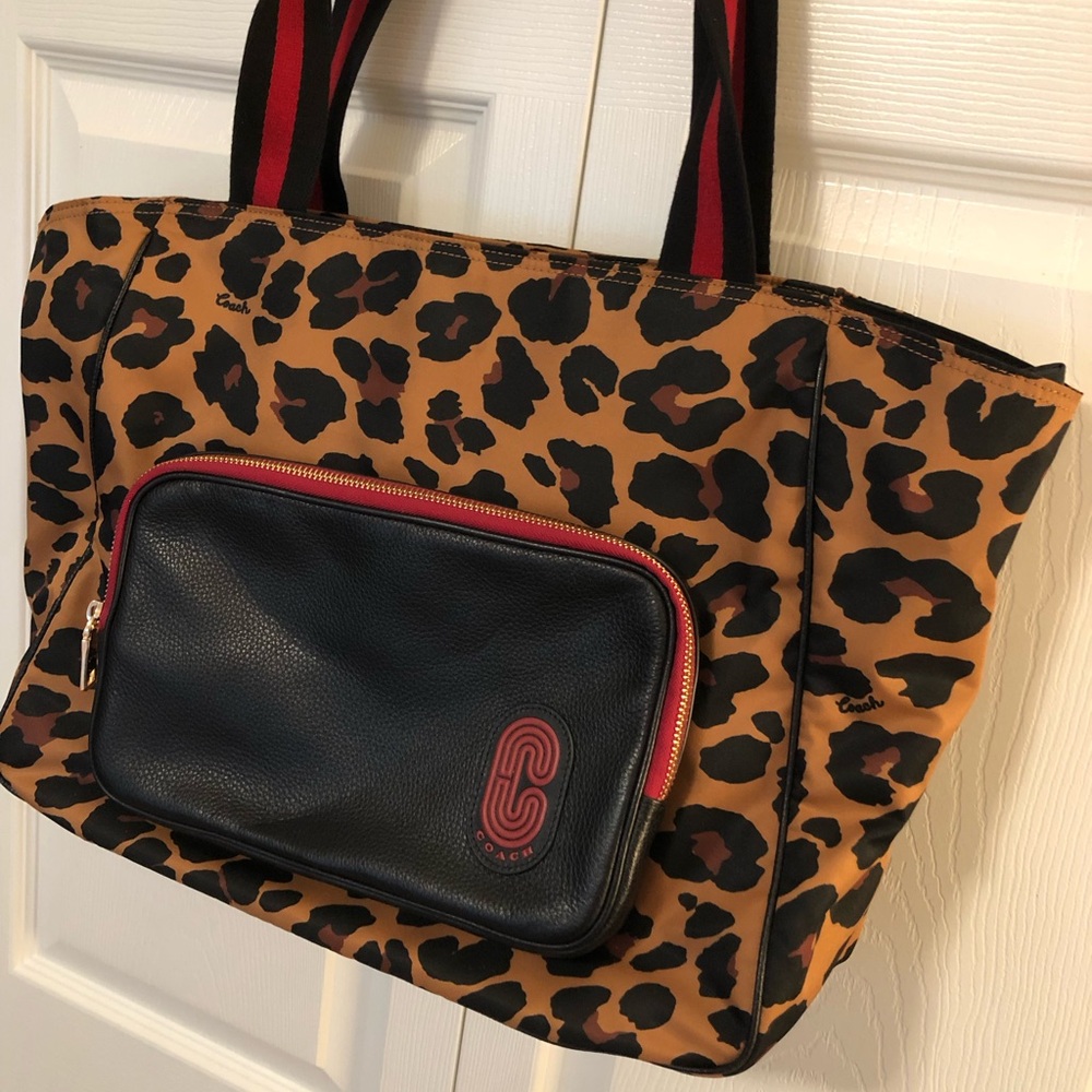 Coach - Leopard Print Tote Bag with Black Accents - Picture 5 of 13